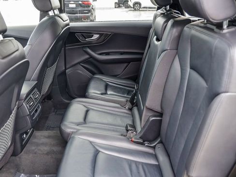 Used 2019 Audi Q7 3.0T Premium image 30