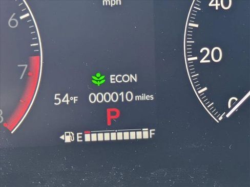 New 2026 Honda HR-V Sport image 10