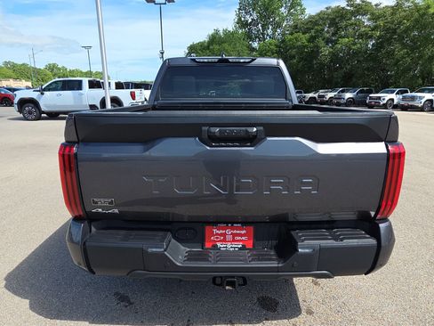 Used 2025 Toyota Tundra SR5 w/ SR5 Premium Package AWD/4WD image 7