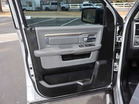 Used 2018 RAM 1500 Big Horn image 23