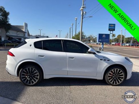 Used 2023 Maserati Grecale Modena AWD/4WD image 18
