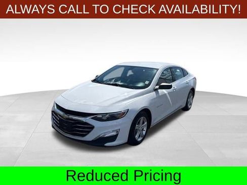 Used 2020 Chevrolet Malibu LS image 3