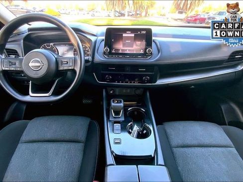 Used 2024 Nissan Rogue SV image 14