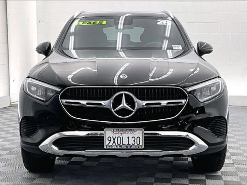 Used 2026 Mercedes-Benz GLC 300 image 2