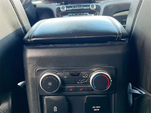 Used 2022 Ford Explorer Limited w/ Equipment Group 301A image 27