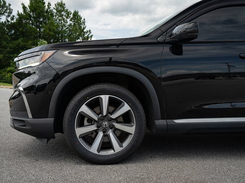 Used 2023 Honda Pilot Elite image 4