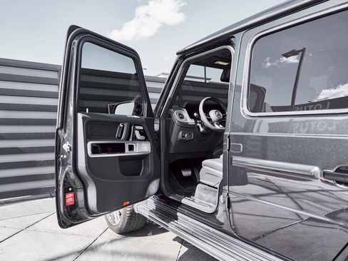 Used 2026 Mercedes-Benz G 63 AMG 4MATIC image 32