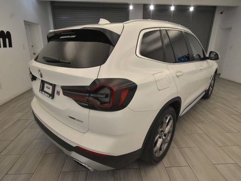Used 2022 BMW X3 xDrive30i w/ Premium Package AWD/4WD image 5