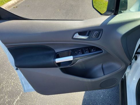 Certified 2021 Ford Transit Connect XLT FWD image 28