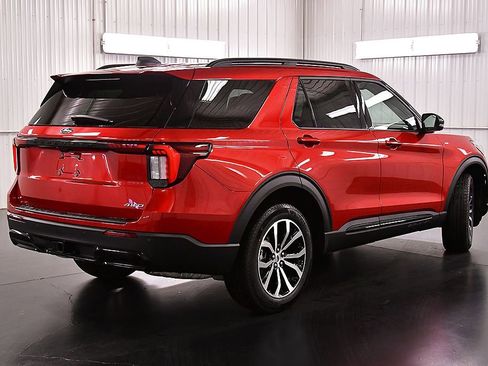 New 2026 Ford Explorer ST-Line AWD/4WD image 7
