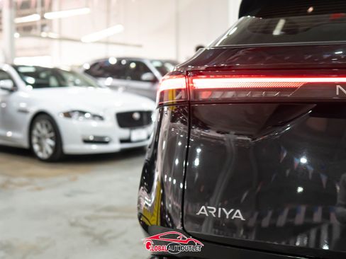 Used 2023 Nissan Ariya FWD image 43