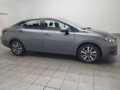 Used 2023 Nissan Versa SV FWD image 11