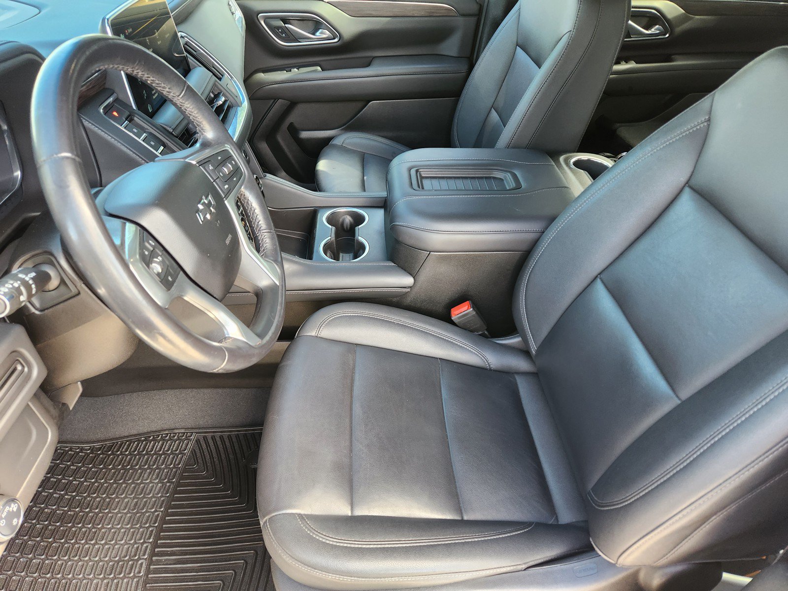 Used 2022 Chevrolet Suburban Z71 AWD/4WD image 10