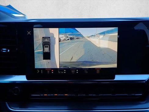 New 2025 Chevrolet Silverado 1500 High Country w/ Technology Package image 17