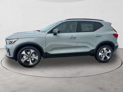 New 2026 Volvo XC40 B5 Plus w/ Protection Package Premier
