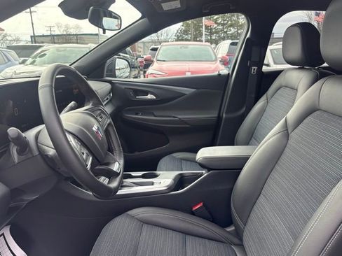 Certified 2024 Buick Envista Preferred w/ Convenience I Package image 12