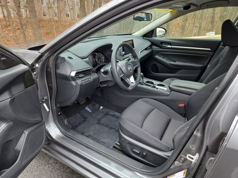 Used 2022 Nissan Altima 2.5 SV image 11