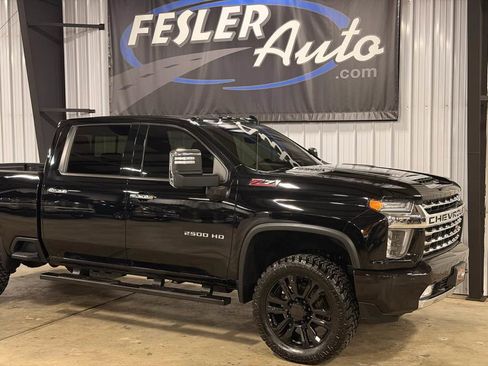 Used 2020 Chevrolet Silverado 2500 LTZ w/ LTZ Plus Package image 21