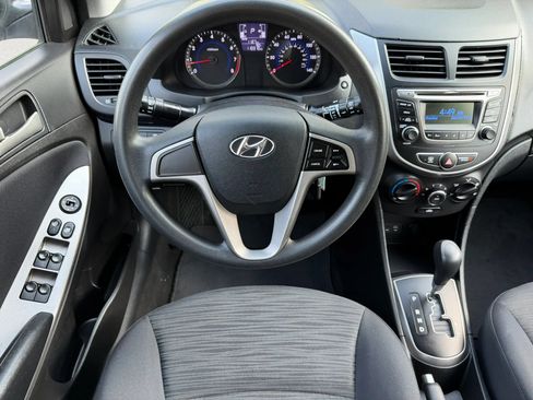 Used 2017 Hyundai Accent SE FWD image 16