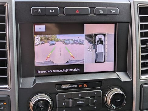 Used 2019 Ford F150 Raptor w/ Equipment Group 802A Luxury AWD/4WD image 25