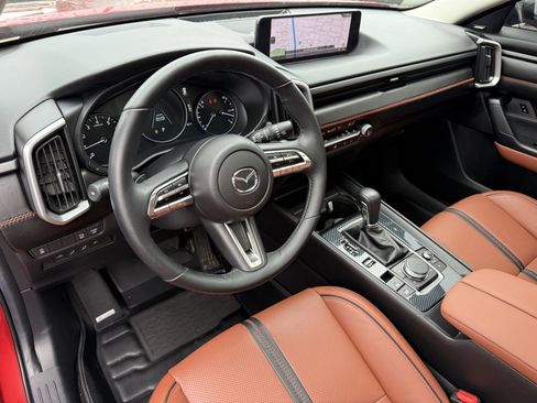 Used 2025 MAZDA CX-50 AWD 2.5 Turbo w/ Premium Pkg image 19