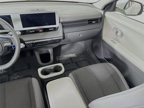 Certified 2024 Hyundai Ioniq 5 SE image 26