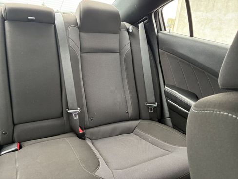 Used 2022 Dodge Charger SXT image 37