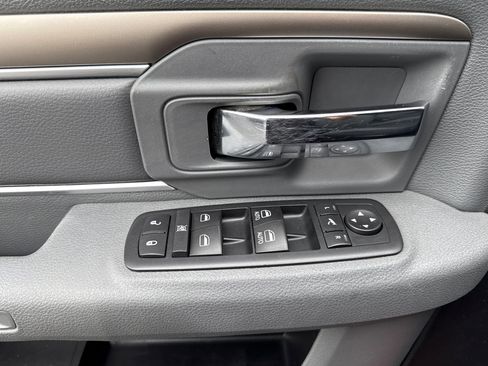 Used 2016 RAM 1500 Big Horn RWD image 11