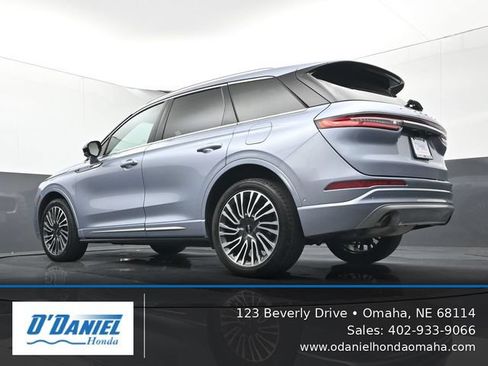 Used 2022 Lincoln Corsair Reserve w/ Equipment Group 201A AWD/4WD image 22