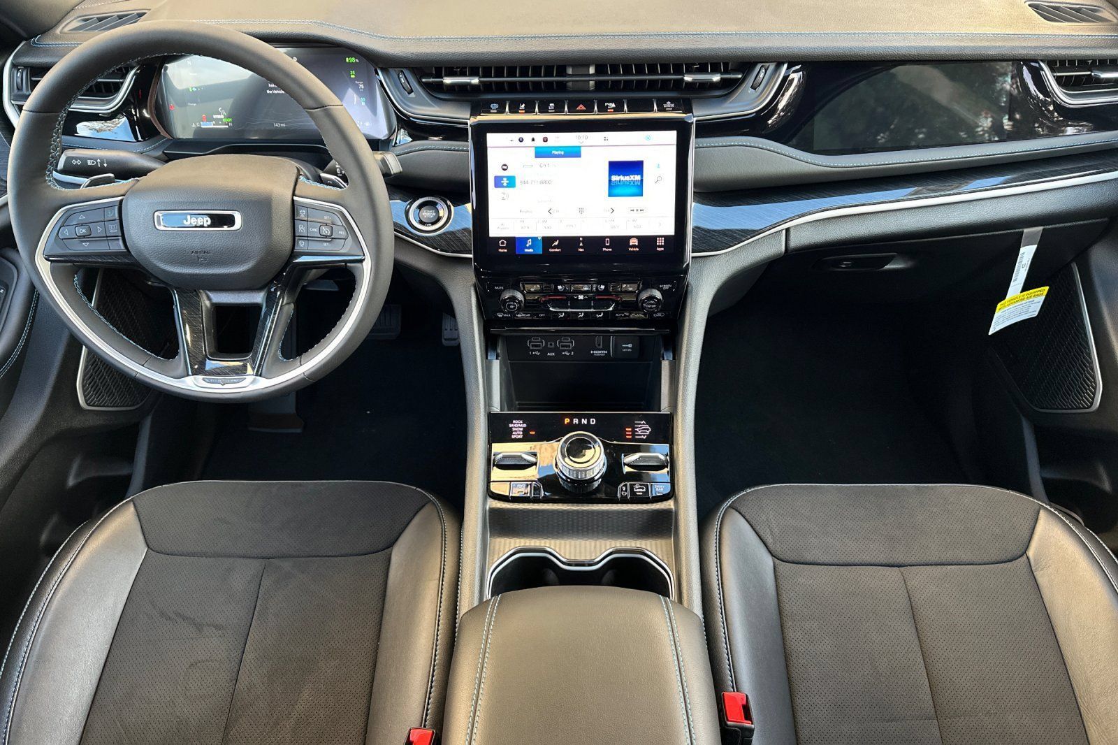 New 2023 Jeep Grand Cherokee Trailhawk w/ Advanced Protech Group II AWD/4WD image 12