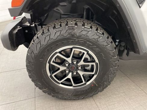 New 2026 Jeep Wrangler Rubicon AWD/4WD image 8