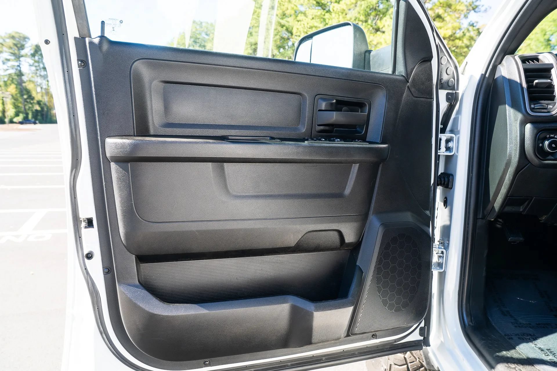 Used 2022 RAM 3500 Tradesman AWD/4WD image 22