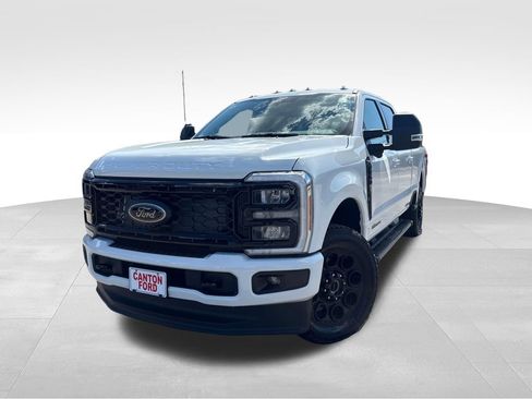 New 2026 Ford F250 XLT w/ XLT Premium Package AWD/4WD image 1