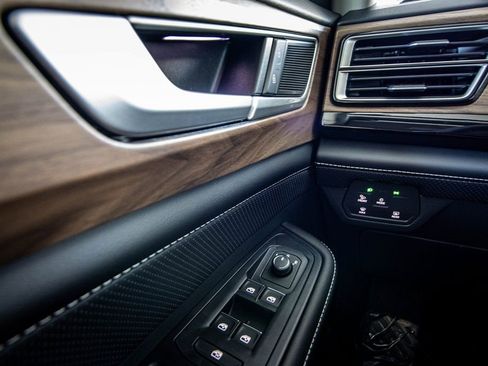 New 2026 Volkswagen Atlas SE image 32