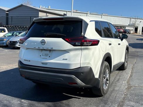 Certified 2023 Nissan Rogue S image 6