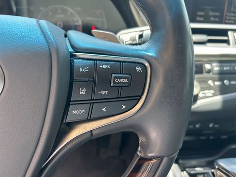 Used 2021 Lexus ES 350 w/ Premium Package FWD image 18