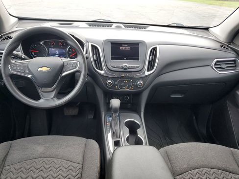 Used 2023 Chevrolet Equinox LT w/ LPO, Floor Liner Package image 9