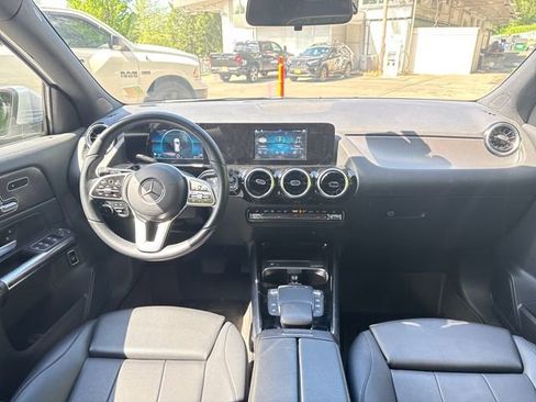 Used 2021 Mercedes-Benz GLA 250 4MATIC image 11
