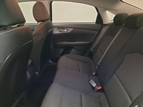 Used 2021 Kia Forte LXS FWD image 18