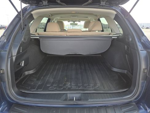 Used 2018 Subaru Outback 2.5i Premium image 20