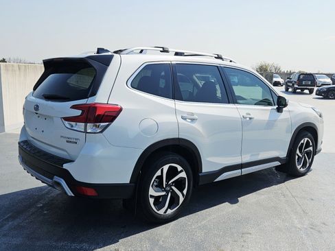 Used 2024 Subaru Forester Touring image 9