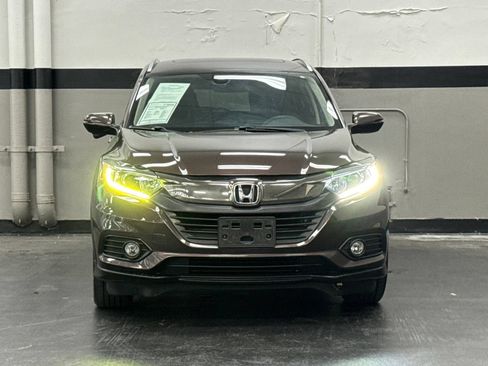 Used 2019 Honda HR-V EX image 3