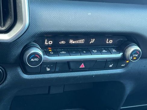 Used 2023 MAZDA CX-50 2.5 S w/ Preferred Plus Pkg image 23