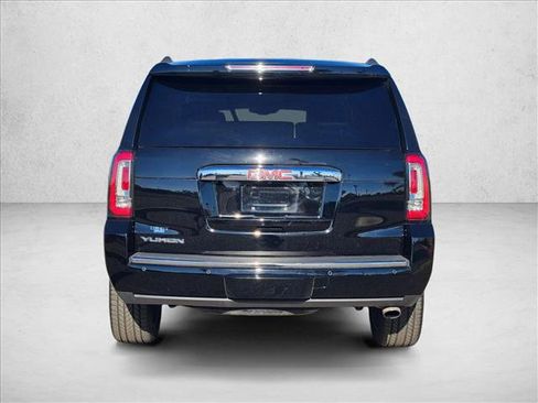 Used 2019 GMC Yukon Denali w/ Denali Ultimate Package image 6