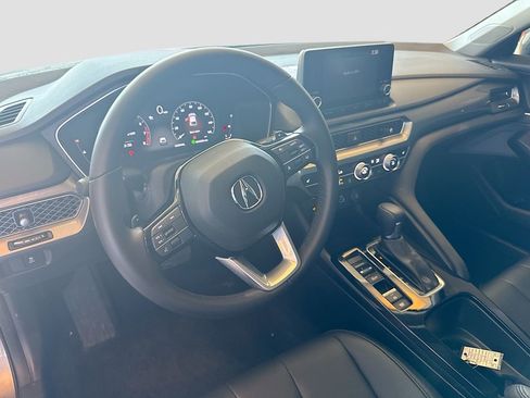 Used 2025 Acura Integra FWD image 9