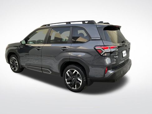 Certified 2025 Subaru Forester Limited image 3