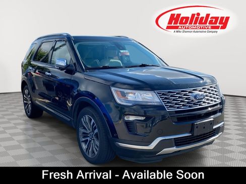 Used 2019 Ford Explorer Platinum AWD/4WD image 1