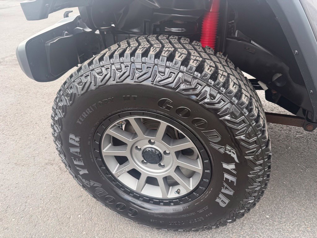 Used 2018 Jeep Wrangler Unlimited Sahara AWD/4WD image 47