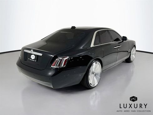 Used 2025 Rolls-Royce Ghost AWD/4WD image 7