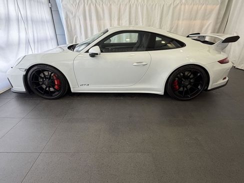Used 2018 Porsche 911 GT3 image 2